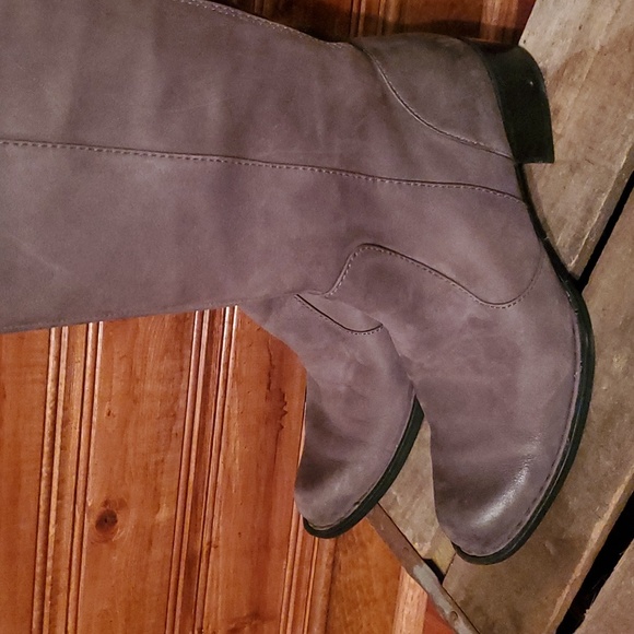 Born tall boots - Picture 2 of 7